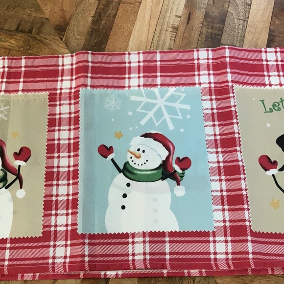 Snowman table runner - Picture 3 of 9